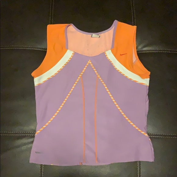 Nike Dri Fit Sports Athletic Top Size L 12-14 - Picture 1 of 6